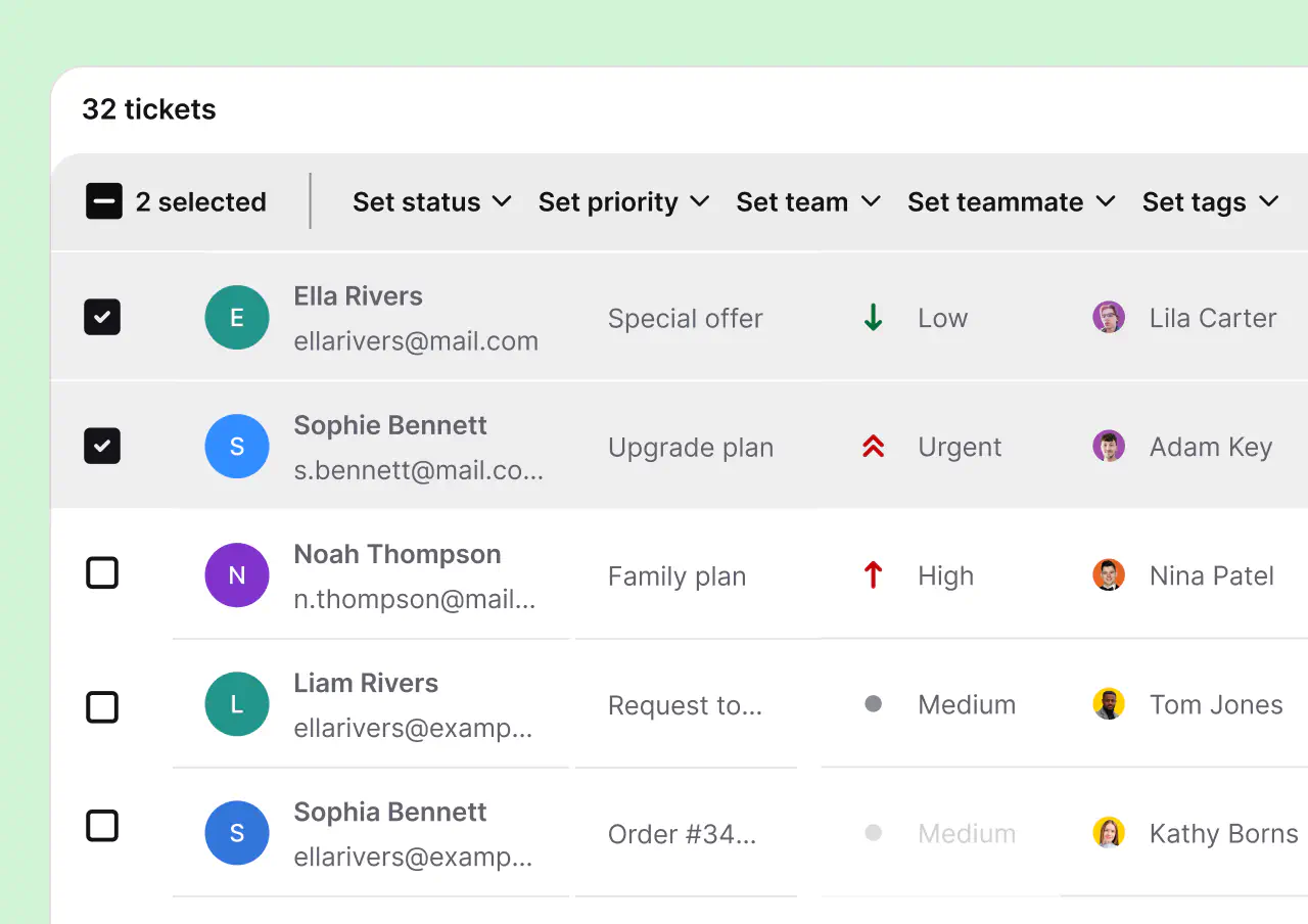 HelpDesk.com ticket queue with bulk status, priority, team, teammate, and tag controls